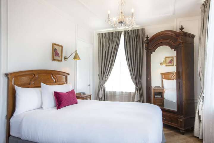 Room 15 of 86