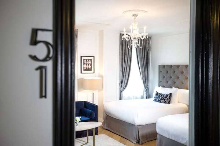 Room 27 of 86